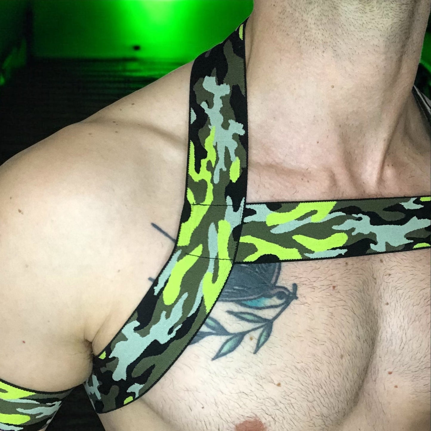 Mens Camo Chest Harness with Bicep Bands - Neon Green