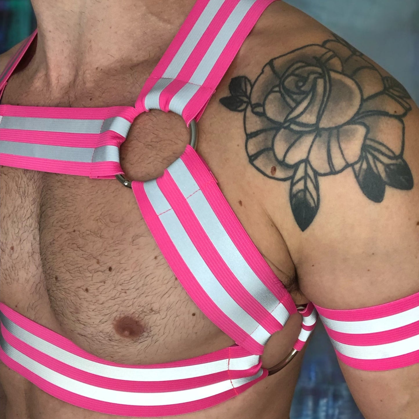Men's Hi-Vis Reflective Chest Harness with Bicep Bands - Neon Pink