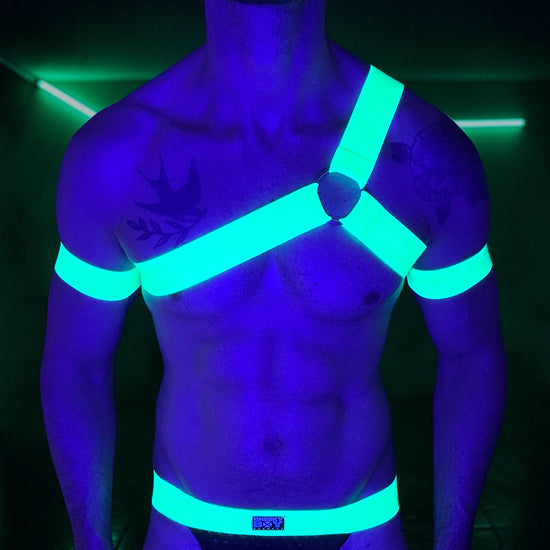 None green spartan style chest harness set with jockstrap and thigh bands products video with model
